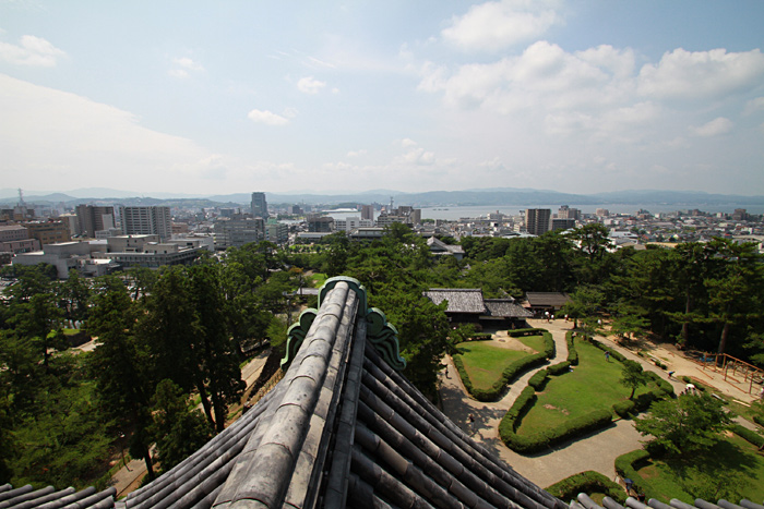 松江城天守閣からの宍道湖の眺め